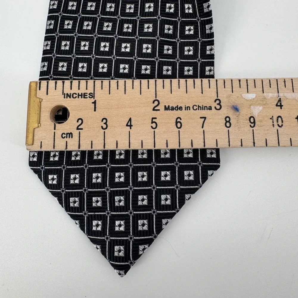Jos A Bank Traveler Silk Tie Mens Black Silver Geometric Diamond Stain Resistant